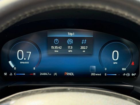 Certified 2025 Ford Escape Platinum AWD/4WD image 12