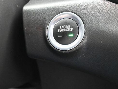 Used 2021 GMC Terrain SLT w/ Elevation Edition image 31