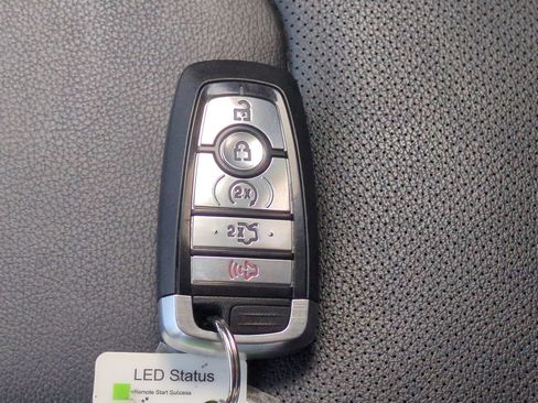 Used 2018 Ford Edge Titanium w/ Equipment Group 301A image 29