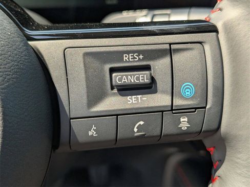 New 2026 Nissan Kicks SR image 19