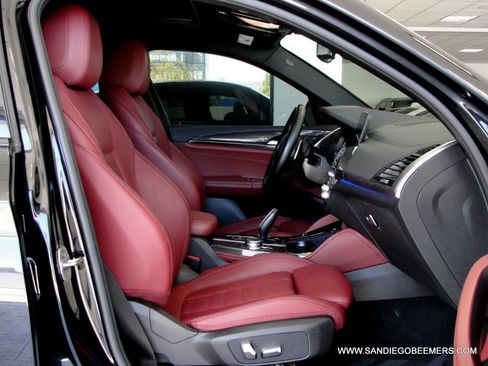 Used 2021 BMW X4 xDrive30i w/ M Sport Package AWD/4WD image 3