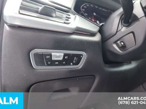 Used 2022 BMW X5 M50i image 13