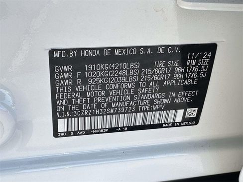 Certified 2025 Honda HR-V LX image 28