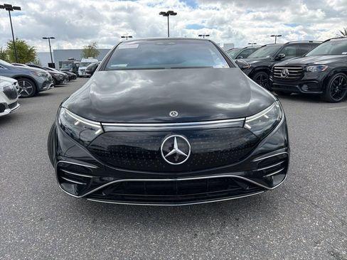 Used 2023 Mercedes-Benz EQS 580 4MATIC Sedan image 2