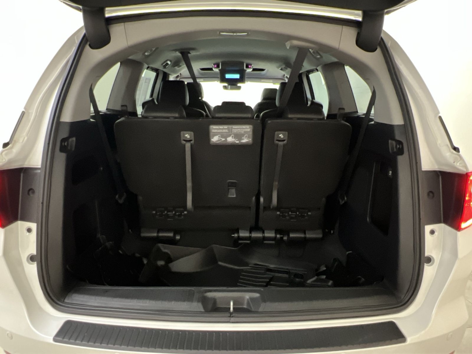 Used 2023 Honda Odyssey Touring image 26
