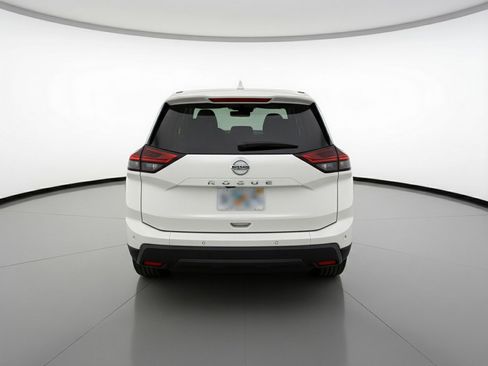 Used 2025 Nissan Rogue SV image 7