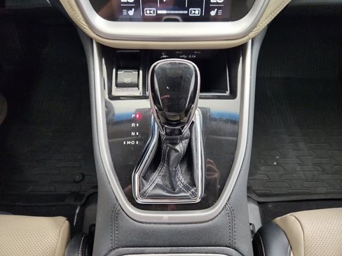 Used 2020 Subaru Outback Limited image 28