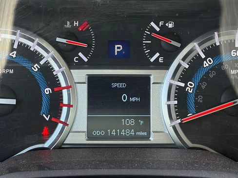 Used 2015 Toyota 4Runner SR5 Premium AWD/4WD image 11