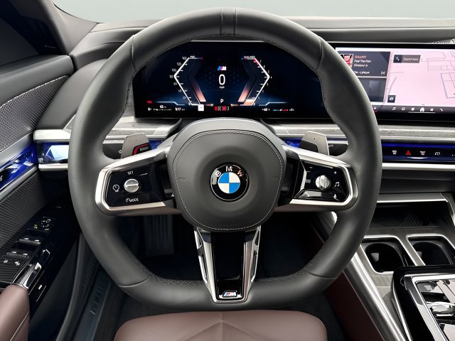 Used 2025 BMW 740i xDrive w/ Premium Package AWD/4WD image 14