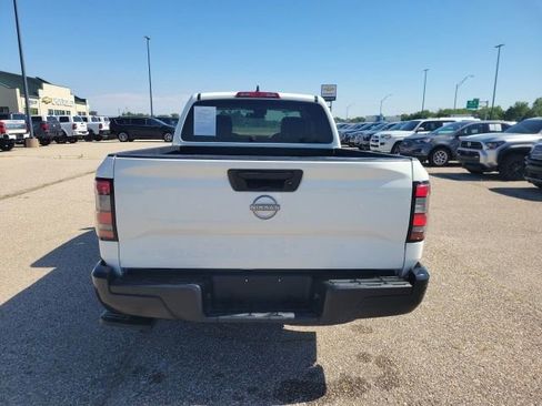 Used 2024 Nissan Frontier S RWD image 21
