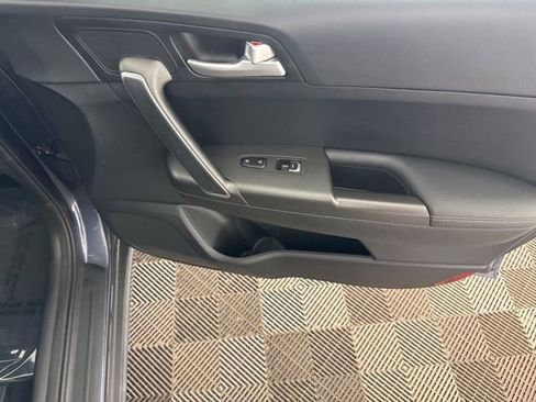 Used 2018 Kia Sportage LX FWD image 22