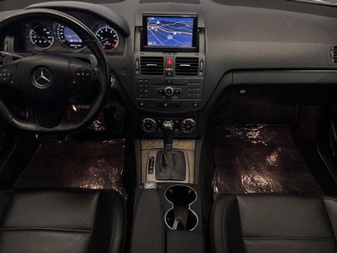 Used 2010 Mercedes-Benz C 63 AMG Sedan image 6