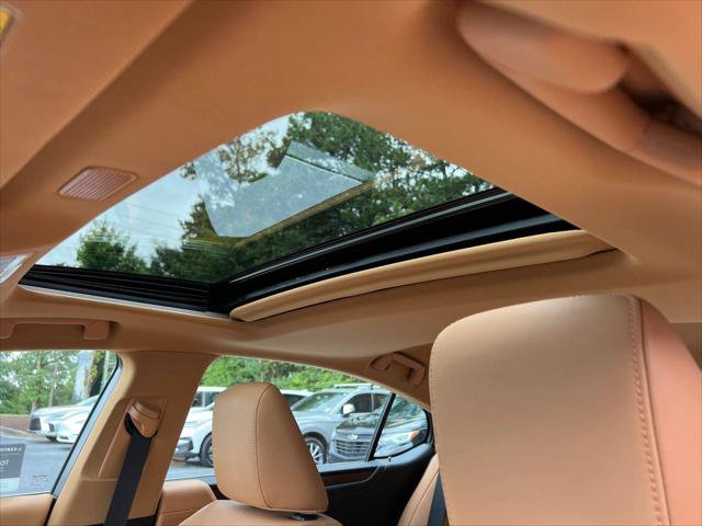 Certified 2025 Lexus ES 300h w/ Premium Package FWD image 34