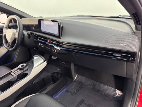 Used 2025 Kia EV6 GT-Line image 14