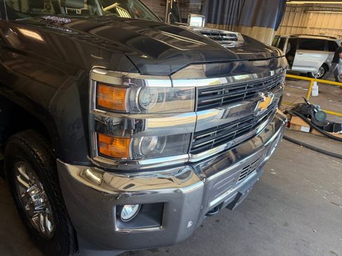Used 2017 Chevrolet Silverado 3500 LTZ w/ Duramax Plus Package AWD/4WD image 28