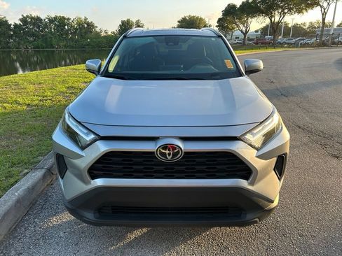 Certified 2025 Toyota RAV4 XLE w/ Convenience Package FWD image 9