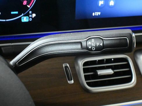 Used 2026 Mercedes-Benz GLS 450 4MATIC image 25