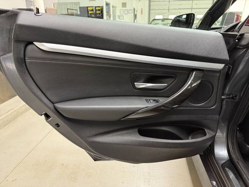 Used 2019 BMW 330i Gran Turismo xDrive w/ M Sport Package AWD/4WD image 13