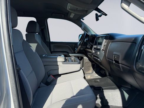 Used 2019 Chevrolet Silverado 2500 LT image 17