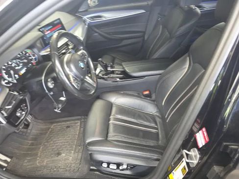 Used 2018 BMW M550i xDrive w/ Driving Assistance Package AWD/4WD image 3