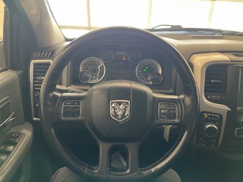 Used 2019 RAM 1500 Big Horn image 14