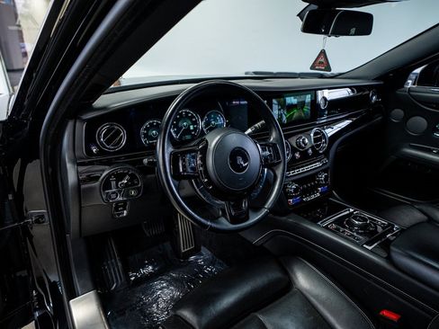 Used 2022 Rolls-Royce Ghost image 34