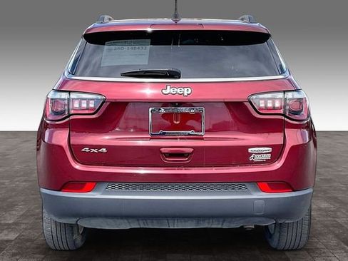 Certified 2022 Jeep Compass Latitude AWD/4WD image 4