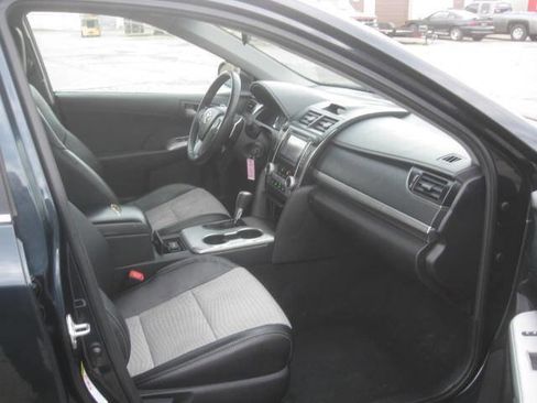 Used 2012 Toyota Camry SE image 17