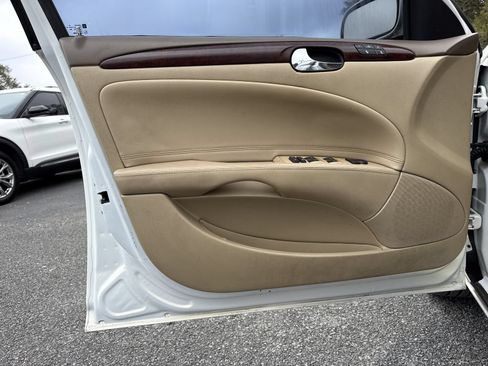 Used 2006 Buick Lucerne CXL w/ Luxury Package FWD image 14