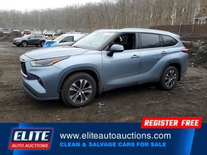 Used 2021 Toyota Highlander XLE