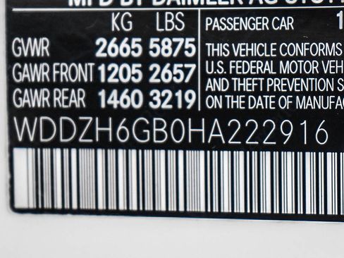 Used 2017 Mercedes-Benz E 400 4MATIC Wagon image 29
