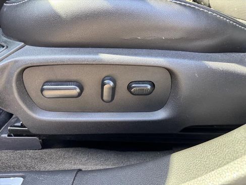 Used 2015 Ford Taurus Limited image 14