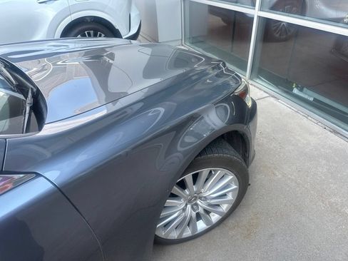 Used 2017 Lexus LS 460 AWD w/ Comfort Package image 15