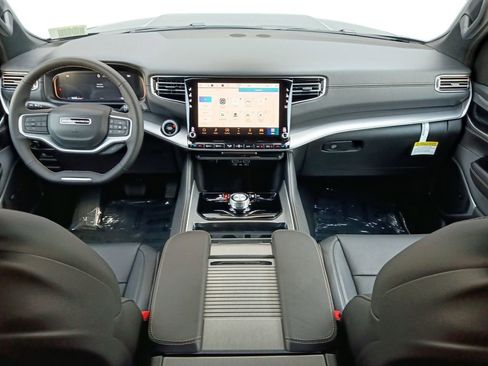 New 2026 Jeep Grand Wagoneer L 2WD image 20
