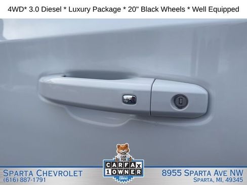 Used 2023 Chevrolet Tahoe LT w/ Luxury Package AWD/4WD image 31
