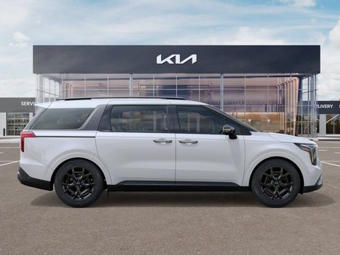 New 2027 Kia Carnival SX FWD image 7