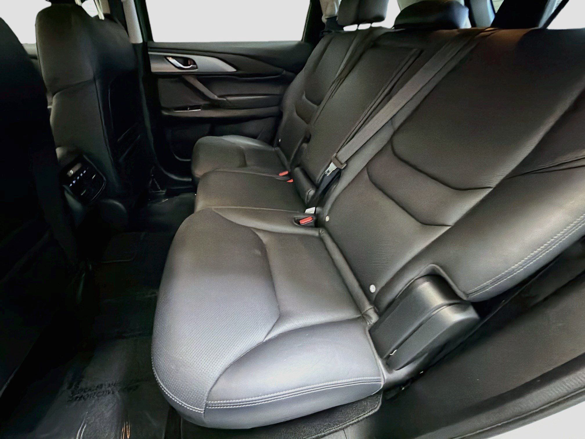 Used 2018 MAZDA CX-9 Touring FWD image 13
