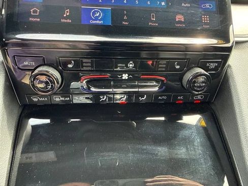 Used 2024 Jeep Grand Cherokee Limited 4xe AWD/4WD image 46