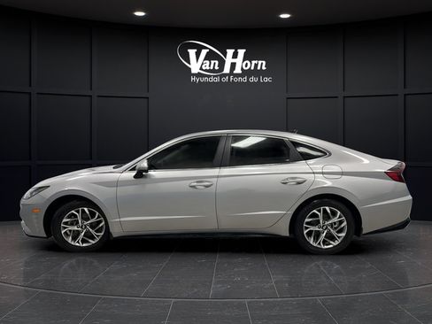 Used 2023 Hyundai Sonata SEL w/ Convenience Package FWD image 6