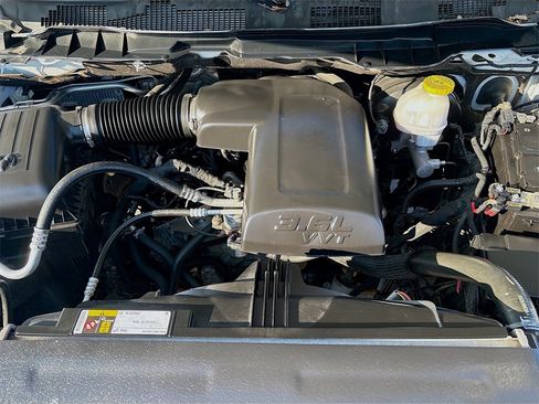 Used 2019 RAM 1500 Classic Warlock image 27