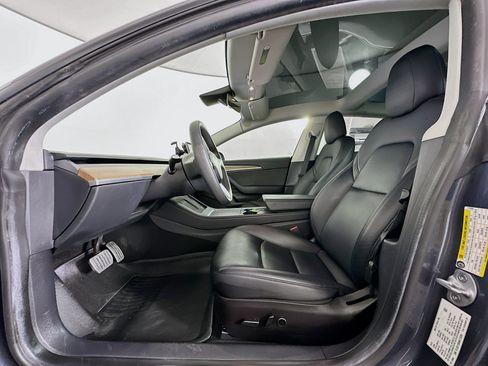 Used 2022 Tesla Model 3 Long Range AWD/4WD image 13