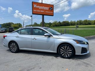 Used 2023 Nissan Altima 2.5 SV FWD video 1