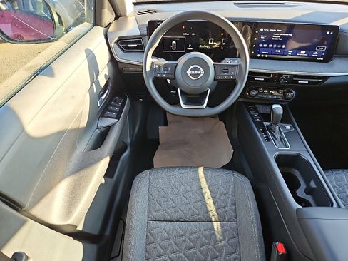 New 2026 Nissan Kicks SV w/ SV Premium Package image 9