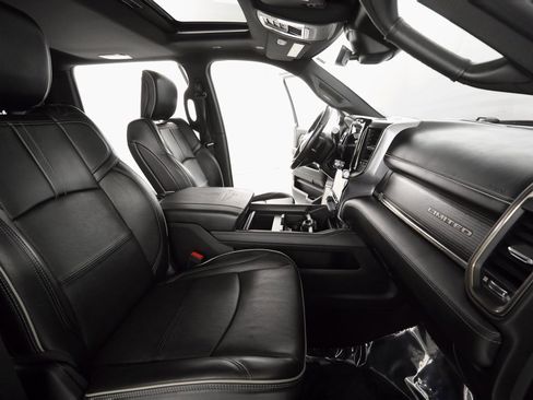 Used 2019 RAM 2500 Limited image 13