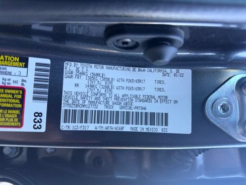 Used 2022 Toyota Tacoma TRD Sport w/ Technology Package AWD/4WD image 24