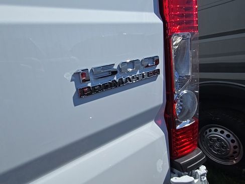 New 2025 RAM ProMaster 1500 w/ Convenience Group image 3