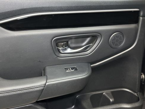 Certified 2024 Honda Pilot Touring image 31