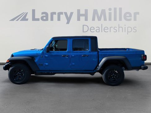 New 2026 Jeep Gladiator Sport image 2