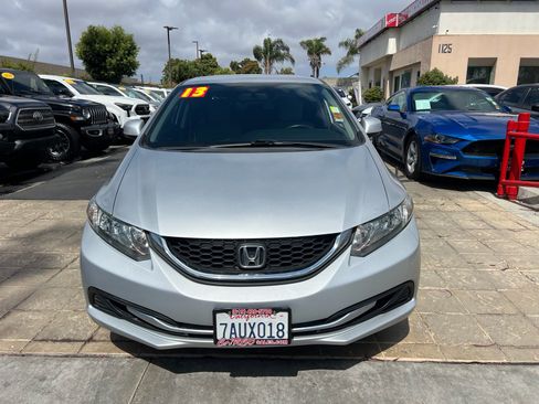 Used 2013 Honda Civic LX image 3
