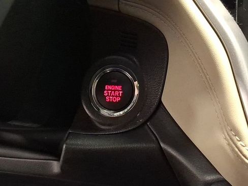 Certified 2025 Subaru Outback Limited image 29